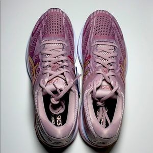 Women’s size 10, ASIC GT-2000 8; Rose
